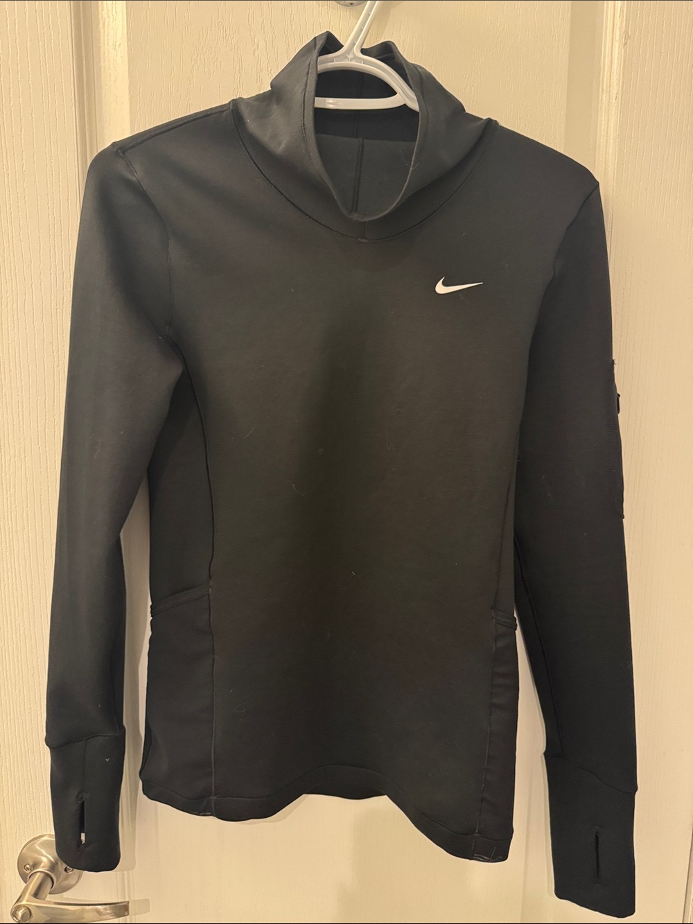 Nike Black Women's Long-Sleeve Pullover with Thumbholes